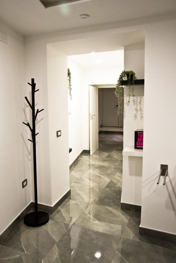 Suite Napoli Sotterranea Con Jacuzzi Eksteriør bilde