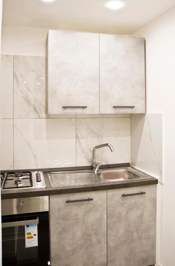 Suite Napoli Sotterranea Con Jacuzzi Eksteriør bilde