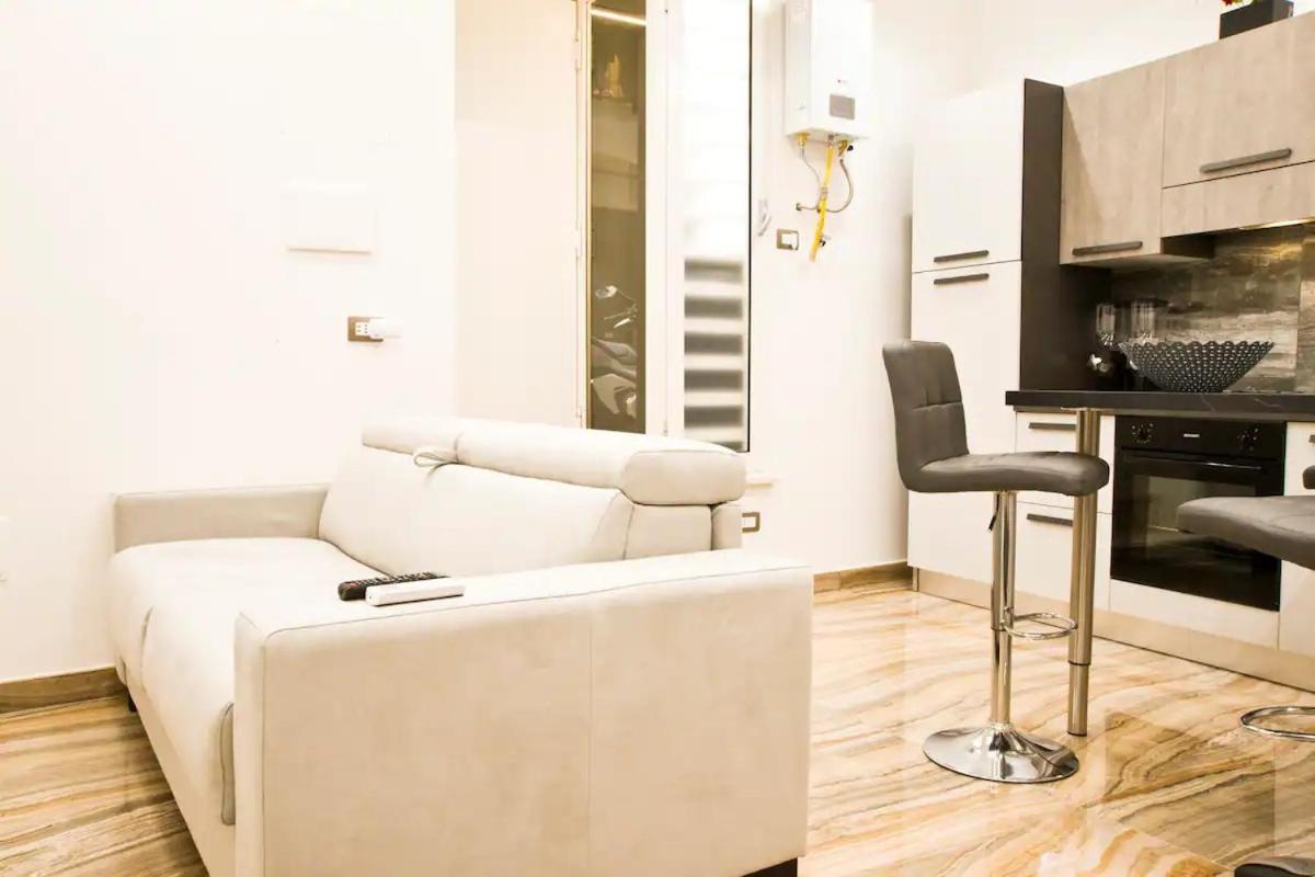 Suite Napoli Sotterranea Con Jacuzzi Eksteriør bilde